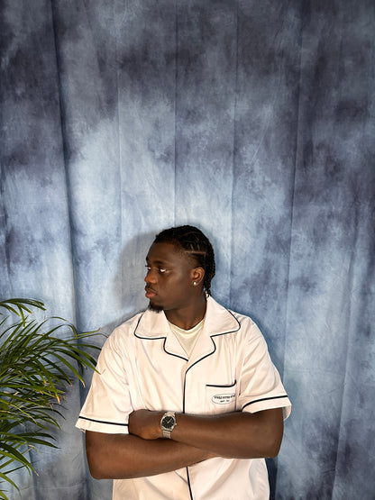 WHITE SHIRT